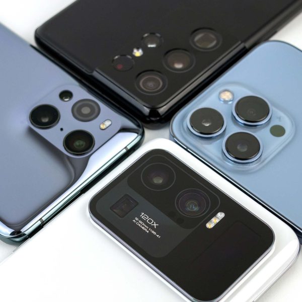 4_to_3_Teaser_Camera_Compare_Flagship_Smartphones_2021